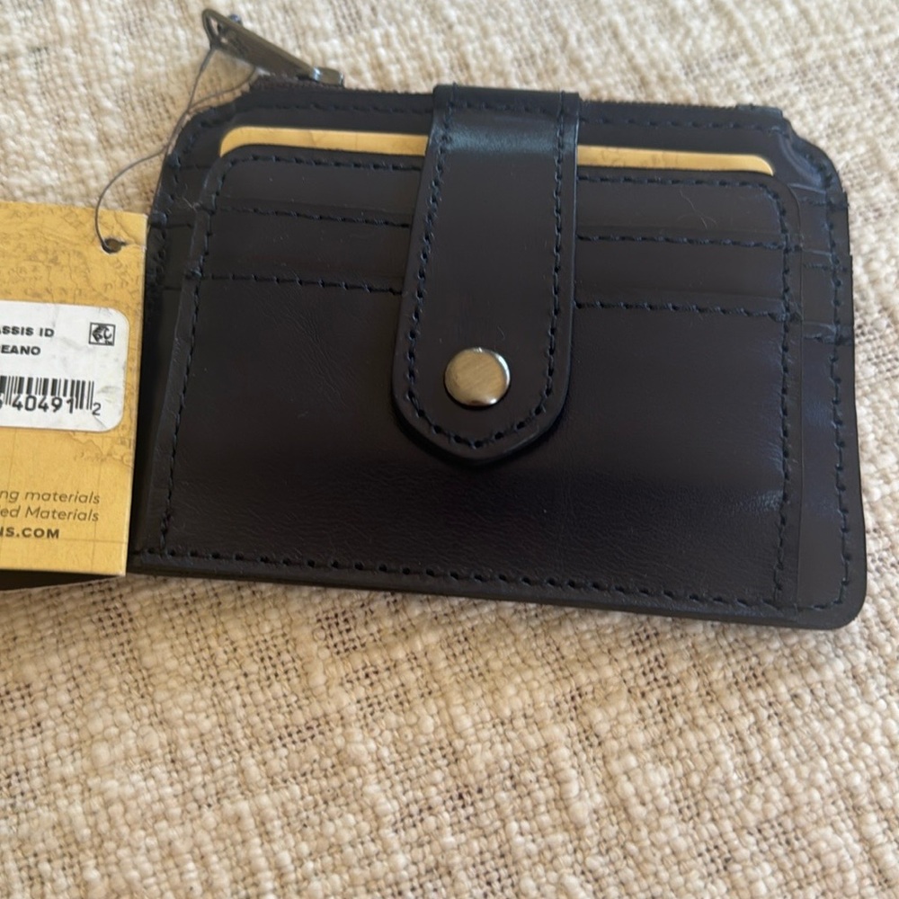 Patricia Nash Cassie ID wallet! NWT. Color Oceano